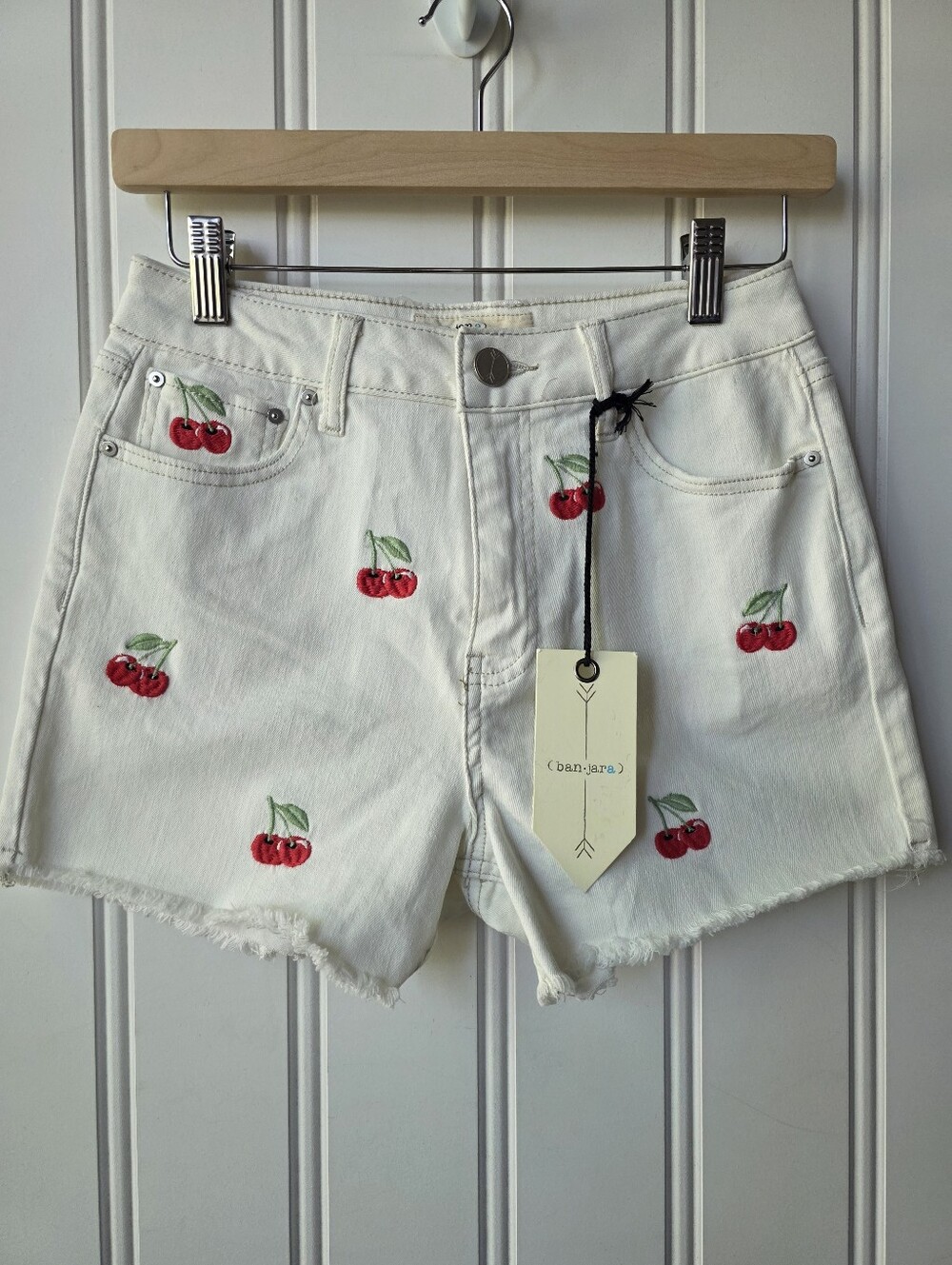 BanJara Embroidered Cherry White Jean Summer High Waist Shorts Size 3 Junior NWT